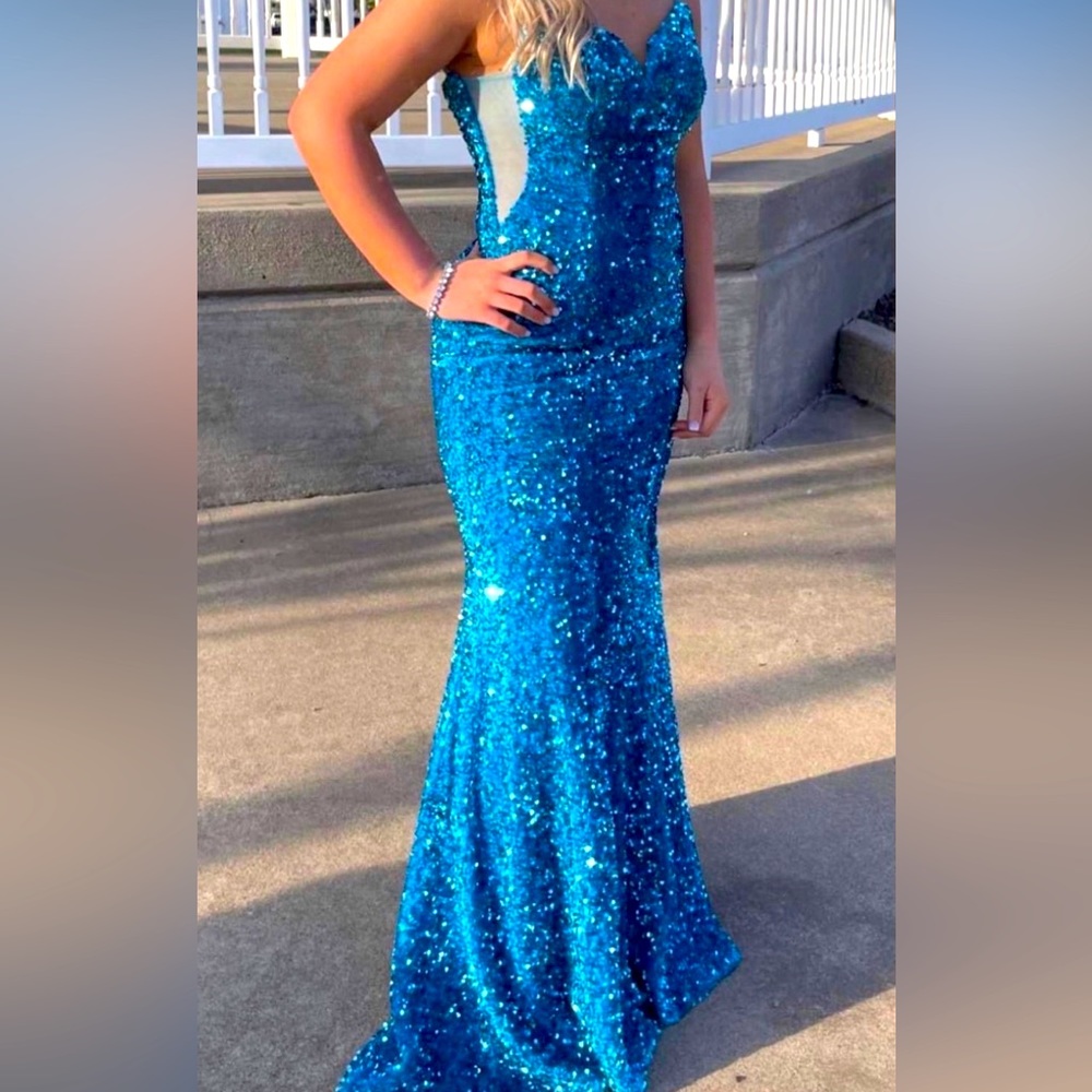 Sparkly with lace up back